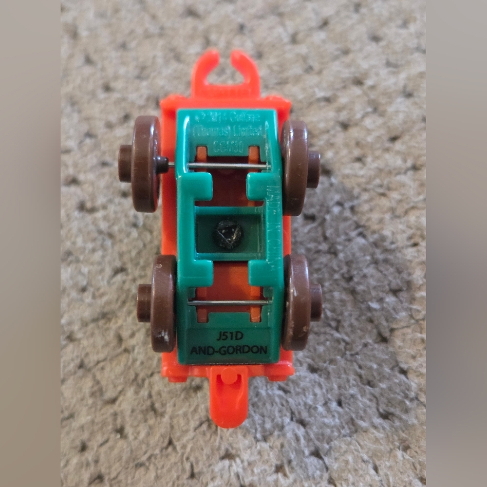 Thomas & Friends Minis Engine - Andes  Mint theme train 2" 2014 - Picture 9 of 10
